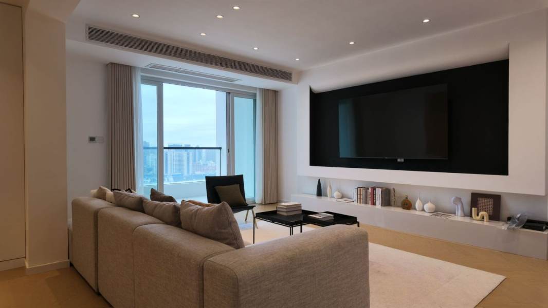 Housing image — Living Room