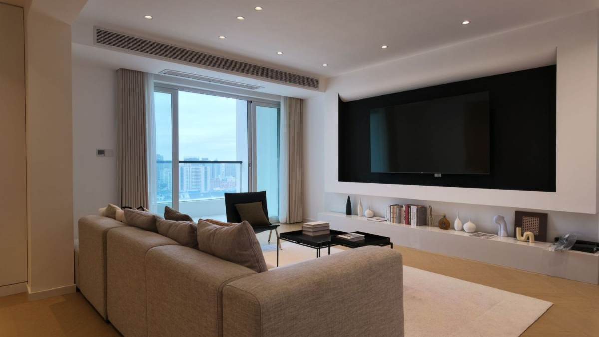 Housing image — Living Room
