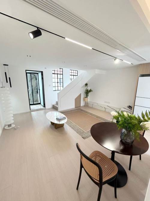 Housing image — Living Room