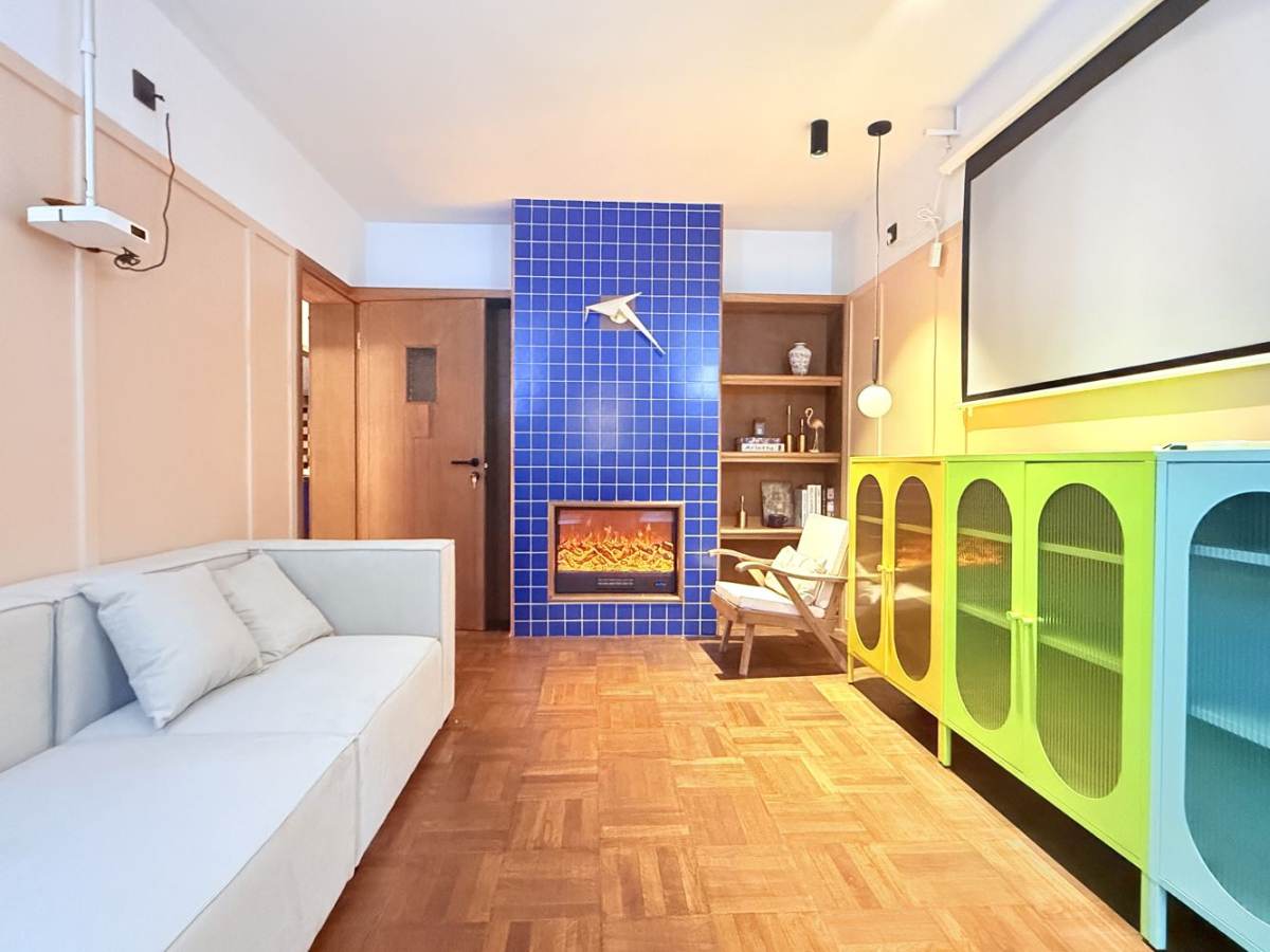 Housing image — Living Room