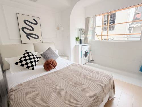 Housing image — Bedroom