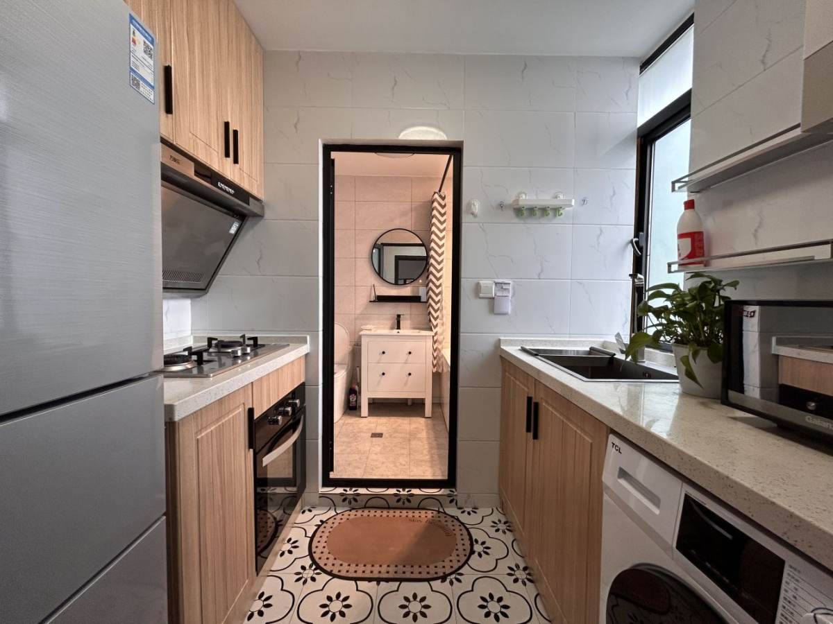 Housing image — Kitchen