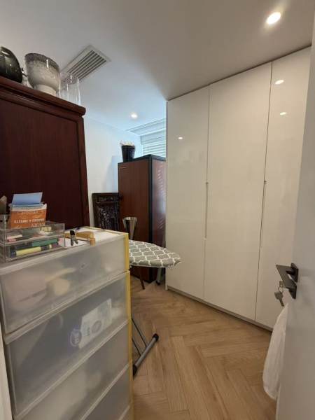 Housing image — Bedroom