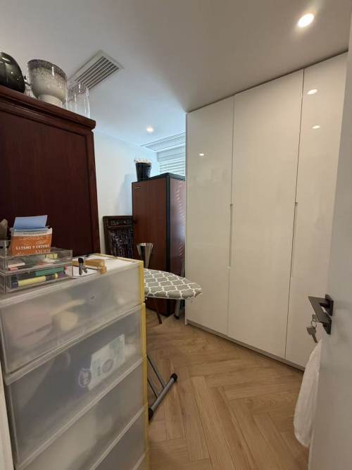 Housing image — Bedroom