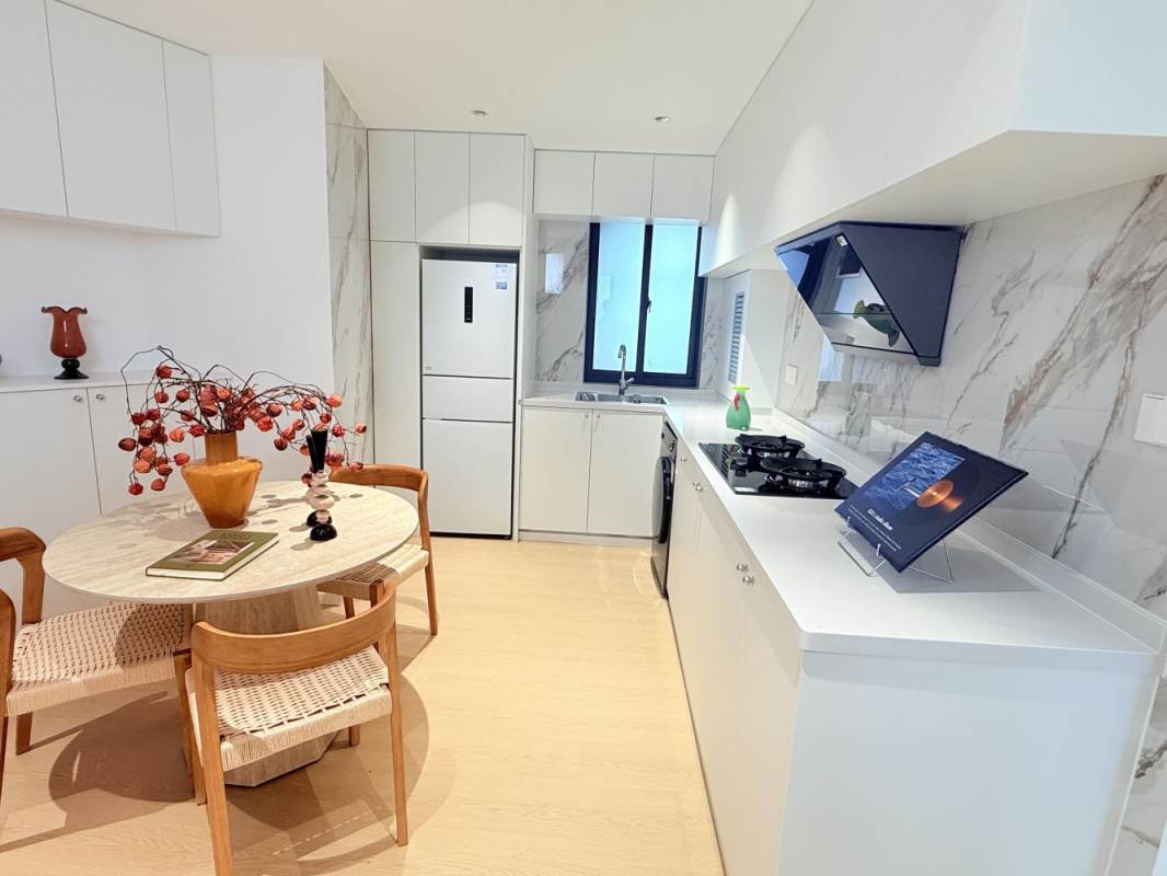 Housing image — Kitchen