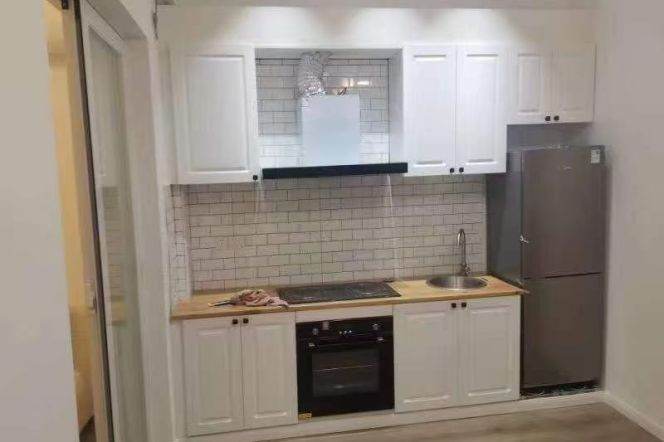 Spacious High-Ceiling 1BR Apartment with Green View (L9/L13)