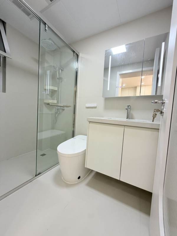 Housing image — Bathroom