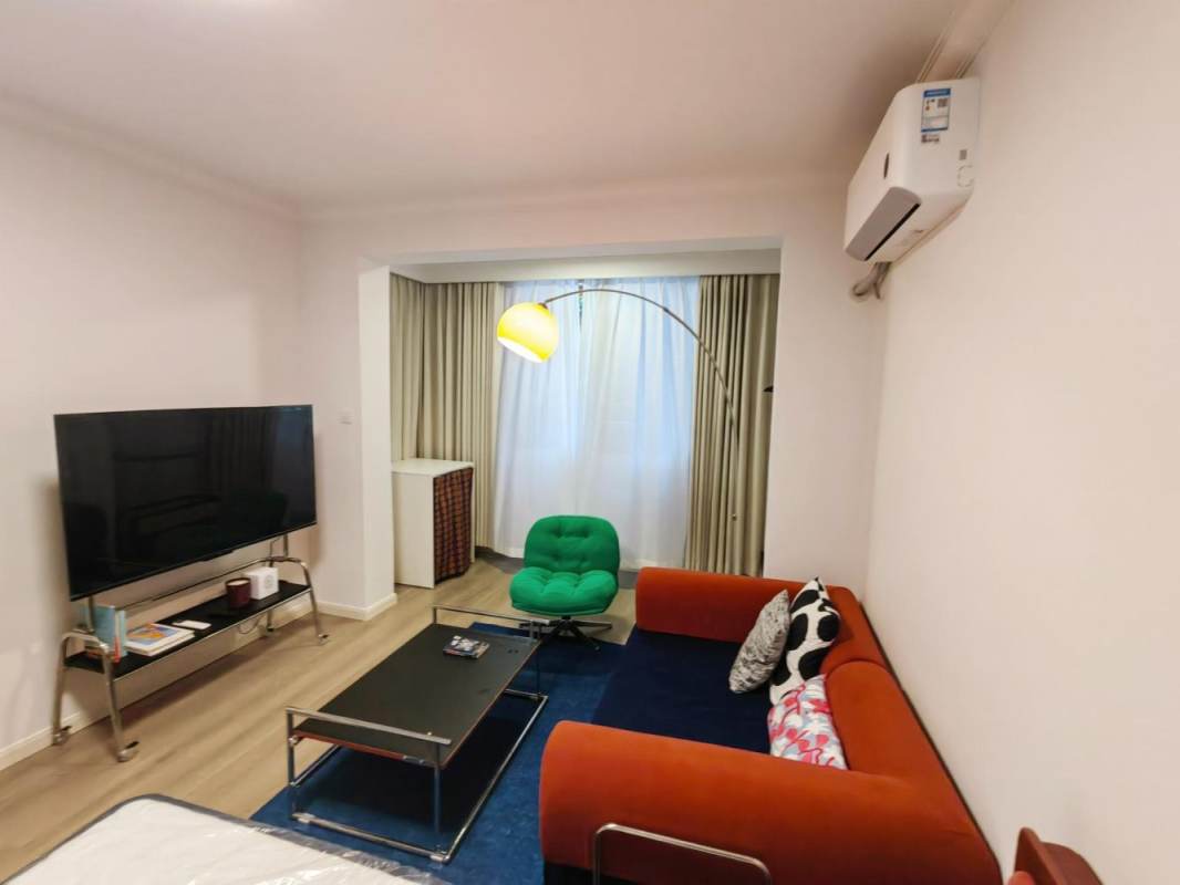 Housing image — Living Room