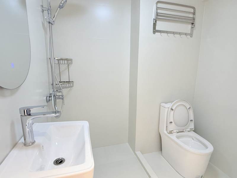 Housing image — Bathroom