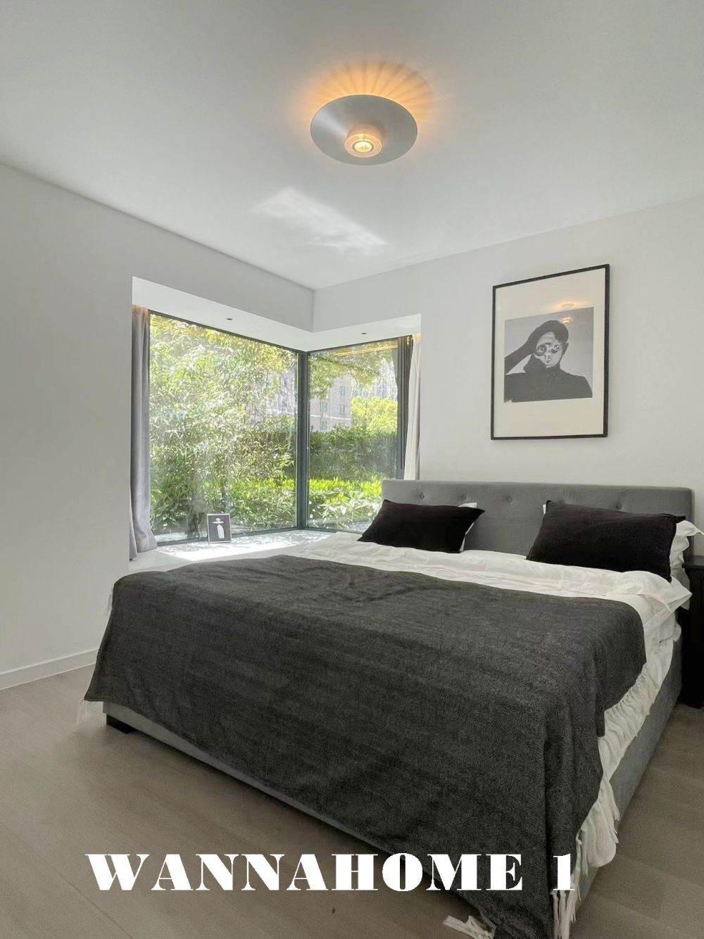 Housing image — Bedroom