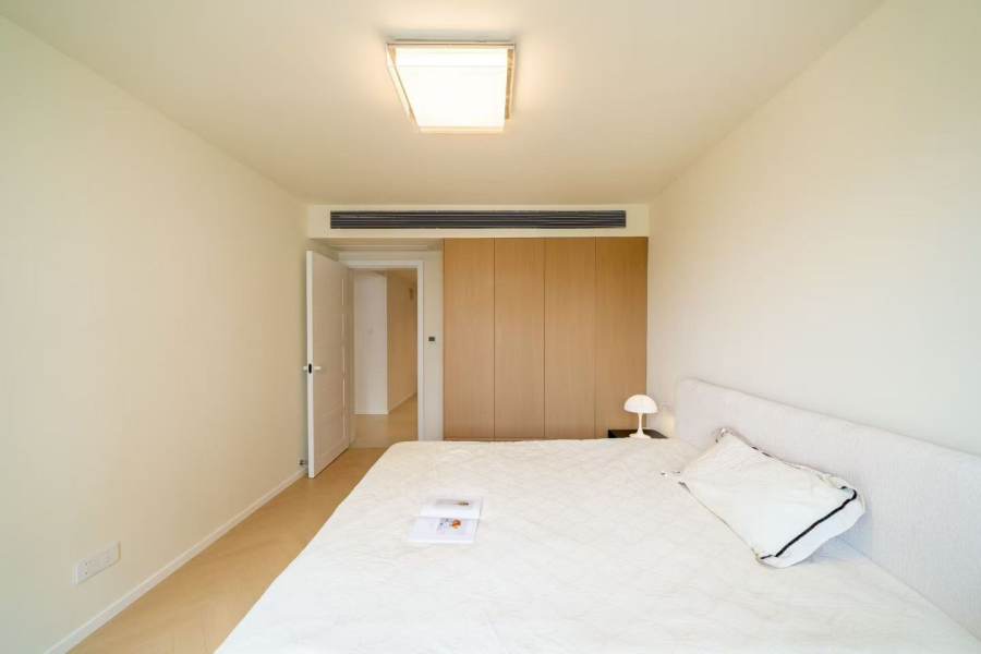 Housing image — Bedroom