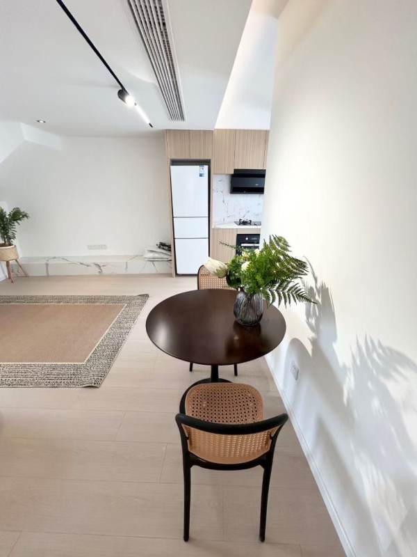 Housing image — Living Room
