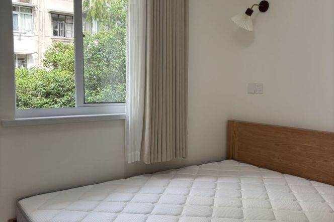 1BR Lane House near Jiaotong University Metro