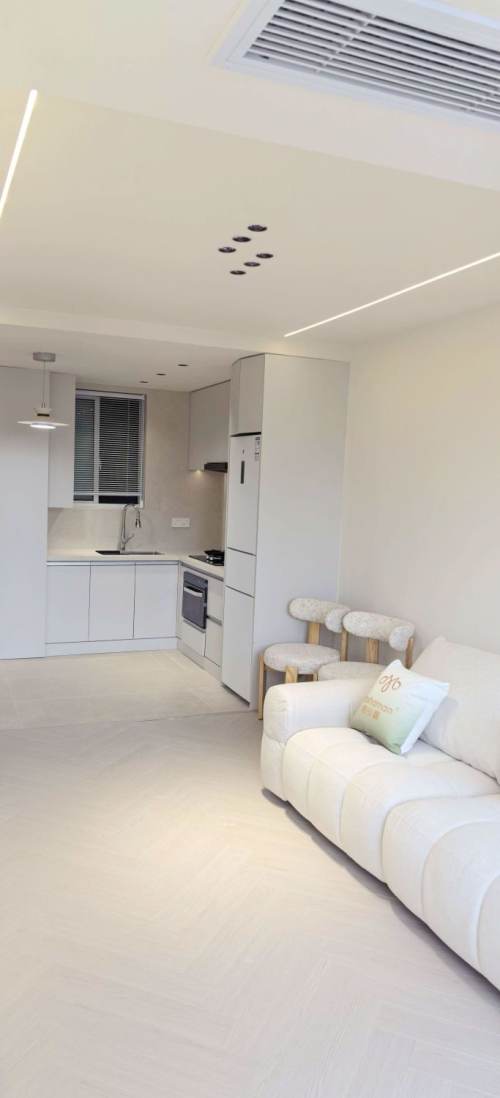 Housing image — Living Room