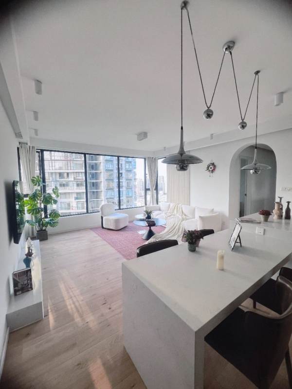 Housing image — Living Room