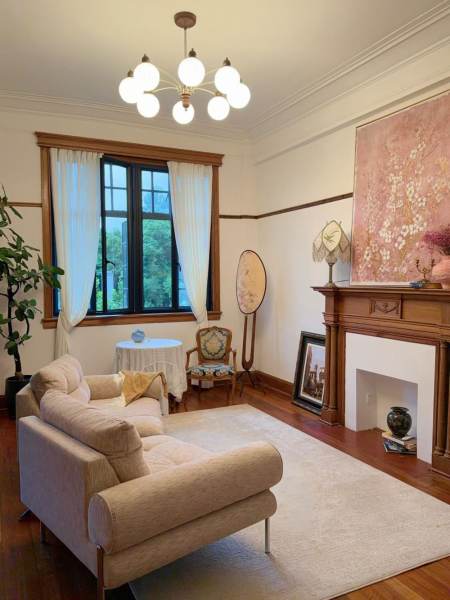 Housing image — Living Room