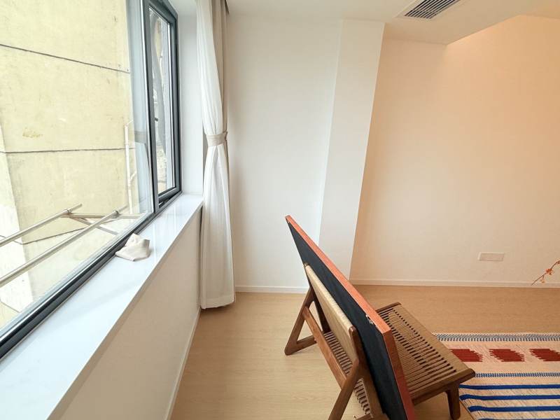 Housing image — Living Room
