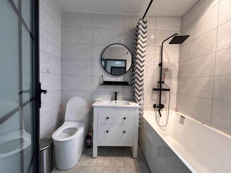 Housing image — Bathroom