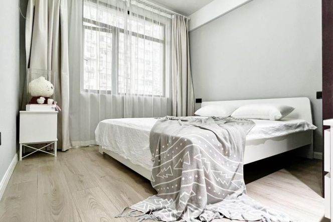 2BR Apartment in Old Xuhui with Floor-to-Ceiling Windows