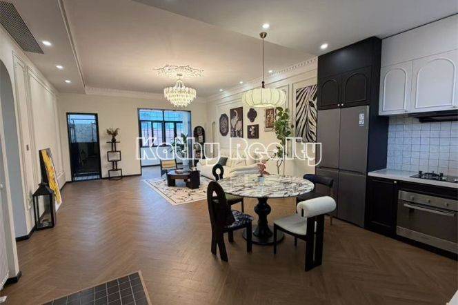 Spacious 2BR Heritage Apartment in Old Xuhui (L1/L7)