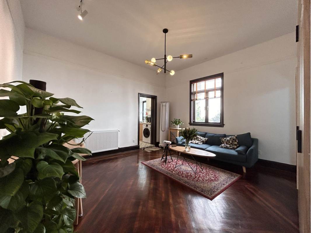 Housing image — Living Room