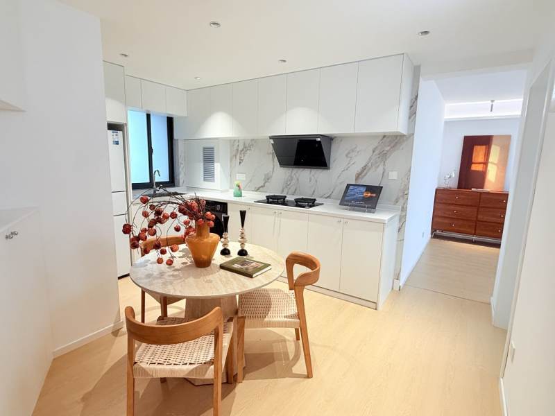 Housing image — Kitchen