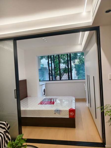 Housing image — Bedroom