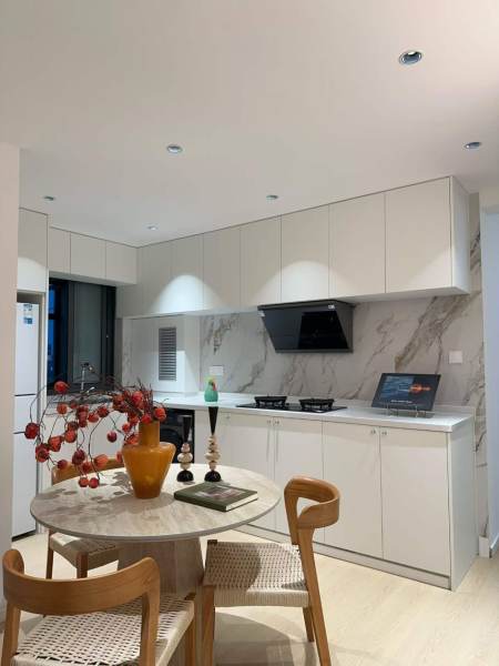 Housing image — Dining Area