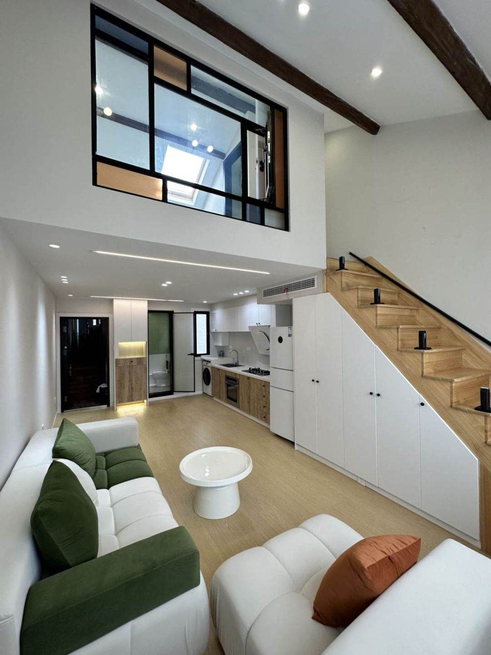 Housing image — Living Room