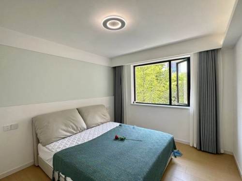 Housing image — Bedroom