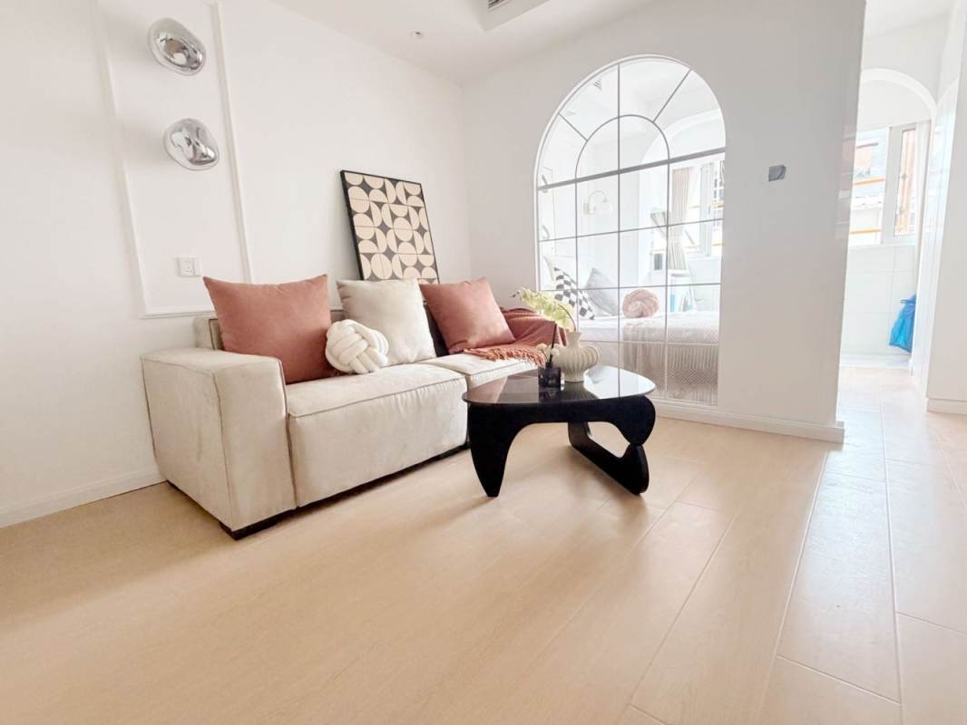 Housing image — Living Room