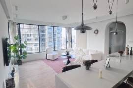 High-Floor 3BR Apartment near Changshou Rd Metro with Outstanding View (L3/L4/L7)