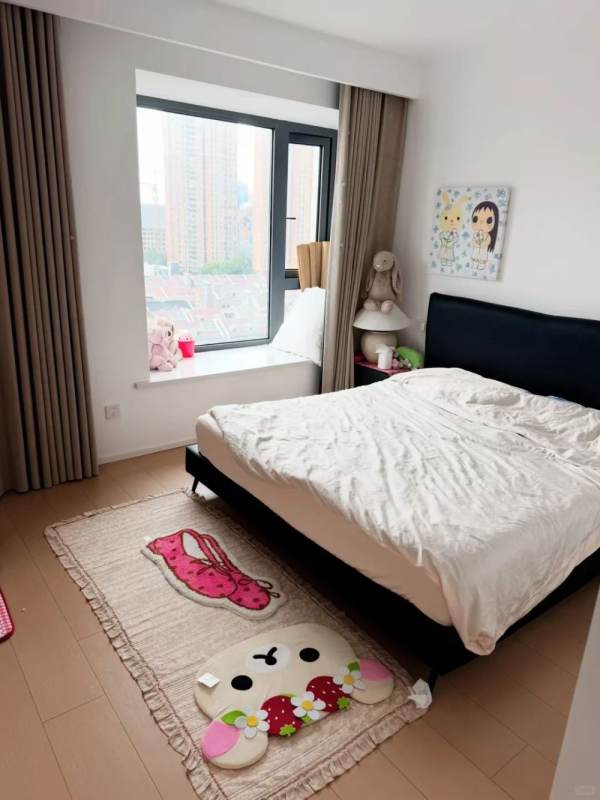 Housing image — Bathroom