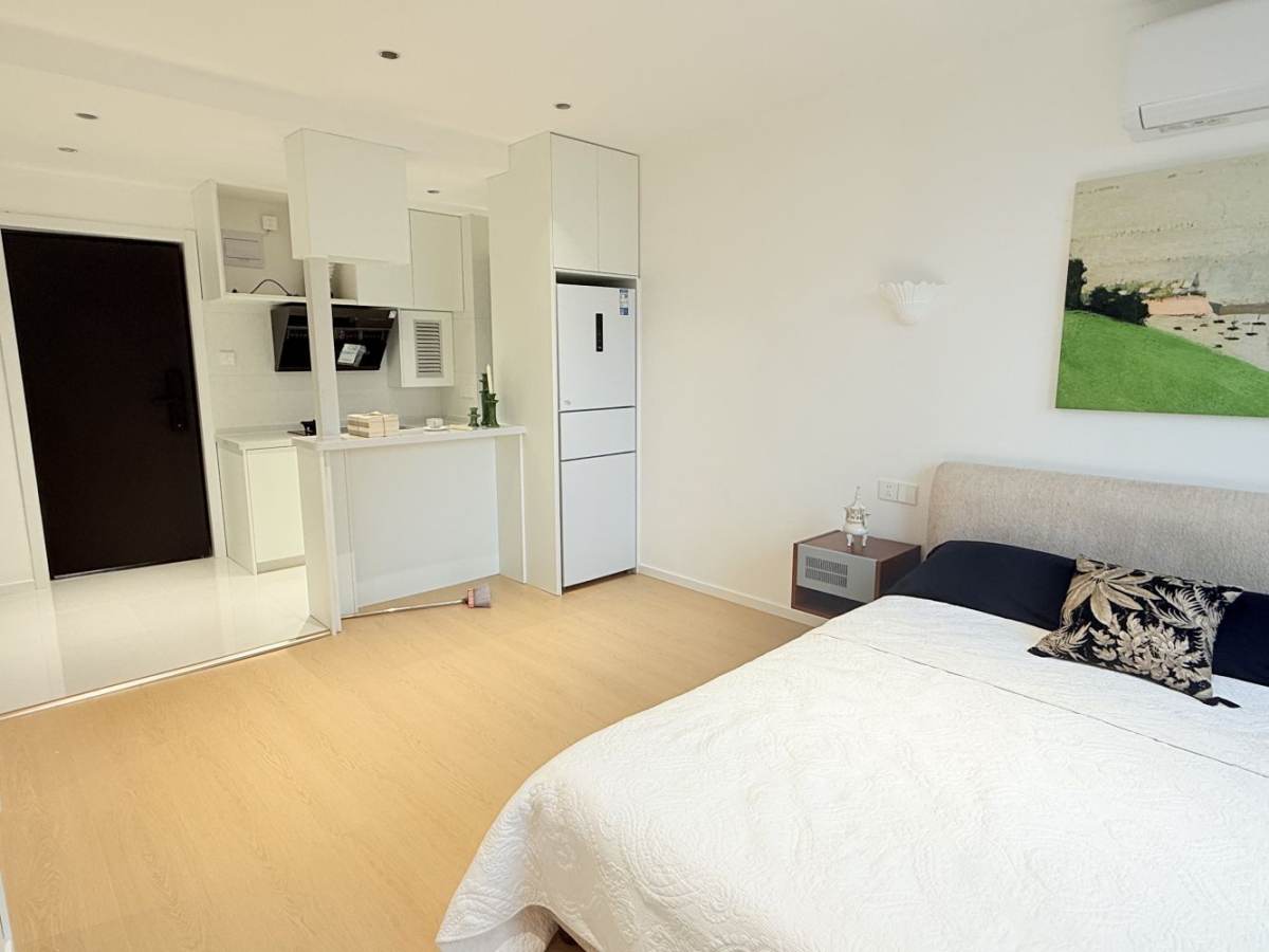 Housing image — Bedroom