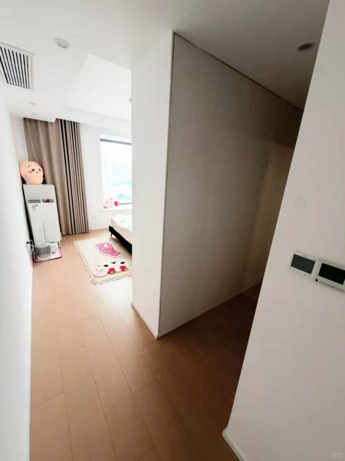 Housing image — Bedroom