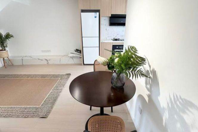 1BR Lane House in Old Xuhui with Terrace (L9/L12)