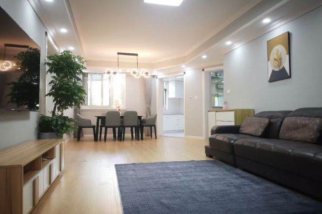 3BR Apartment in Gubei
