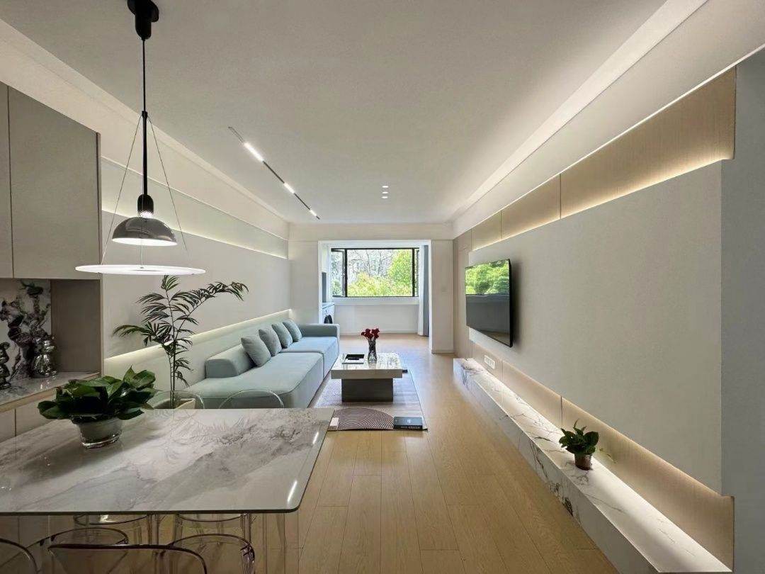 Housing image — Living Room