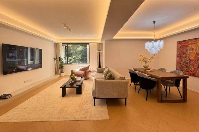 3BR Apartment in Jing'an (L2/L11)