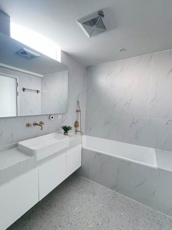 Housing image — Bathroom