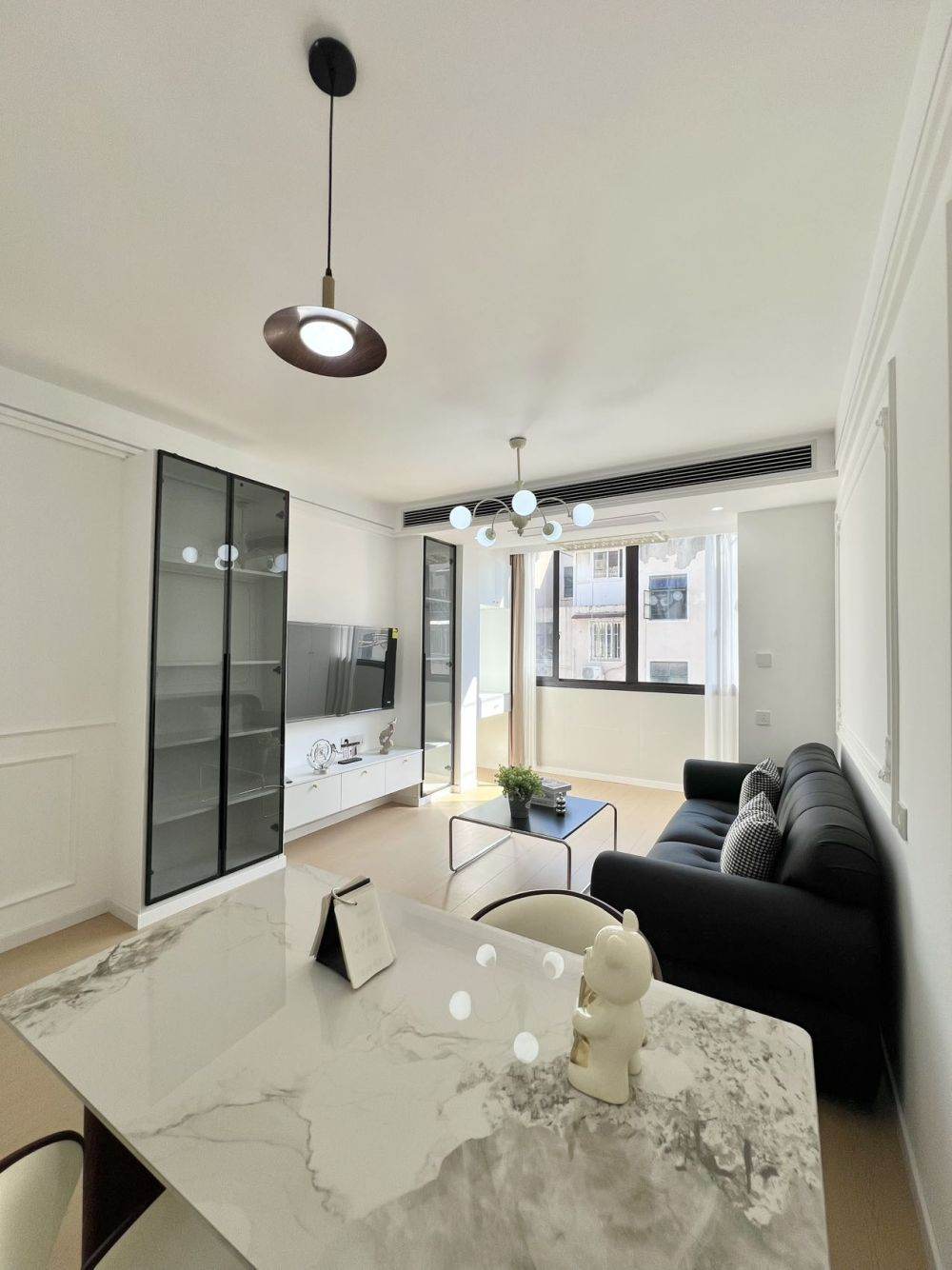 Housing image — Living Room