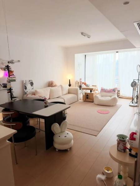 Housing image — Living Room