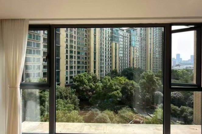 3BR Apartment near Zhongshan Park (L2/L3/L4)