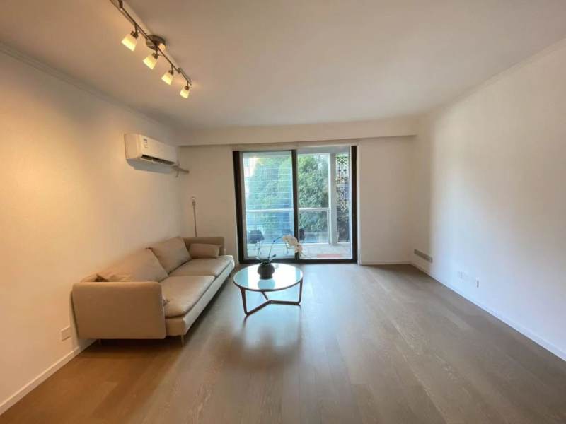 Housing image — Living Room