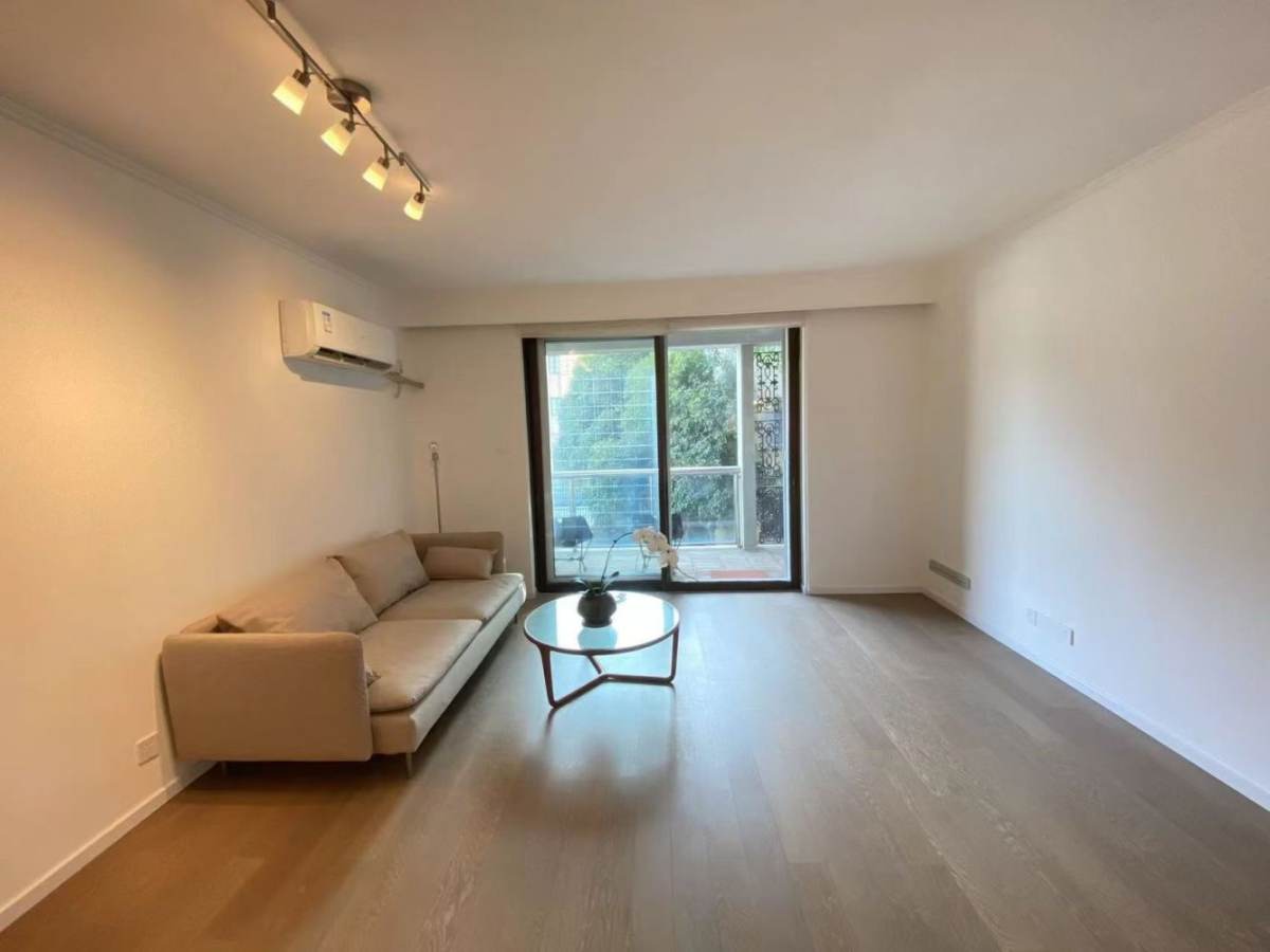 Housing image — Living Room