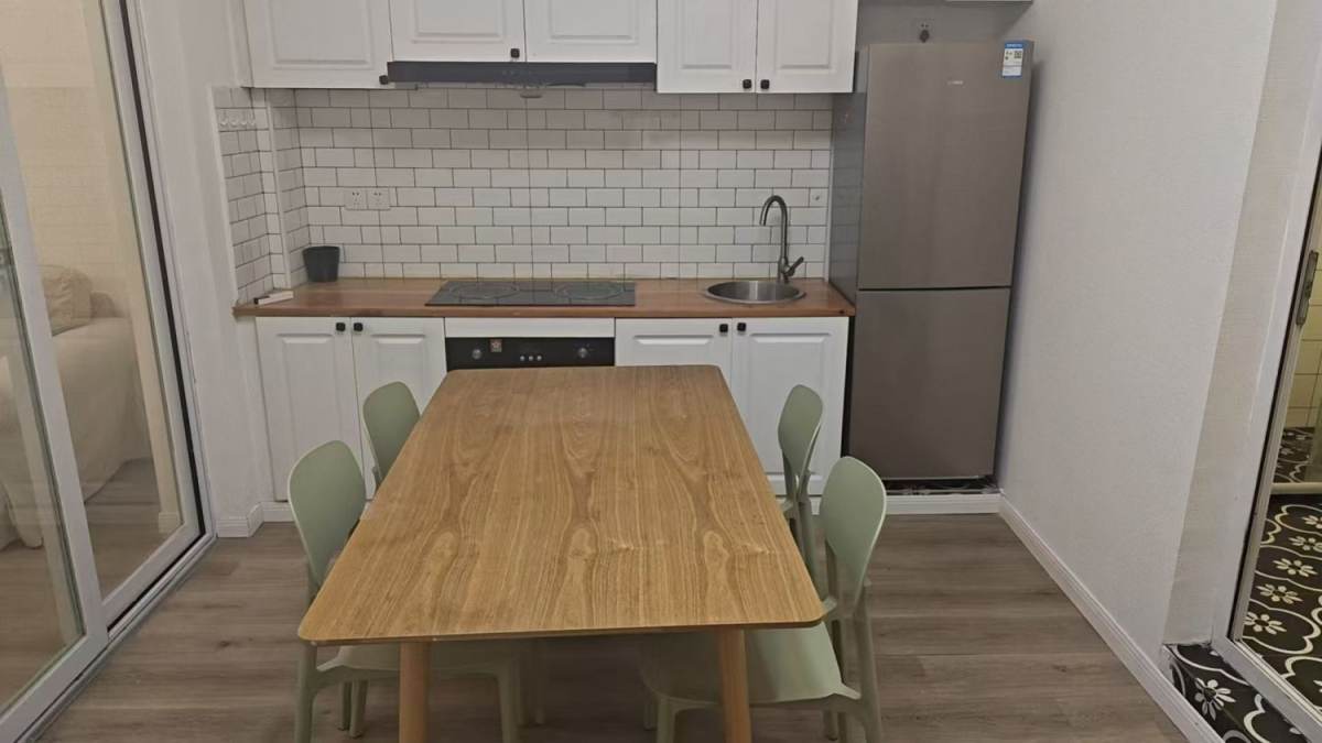 Housing image — Dining Area