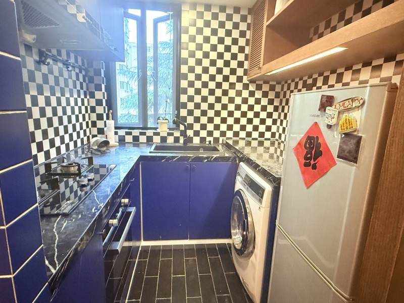 Housing image — Kitchen