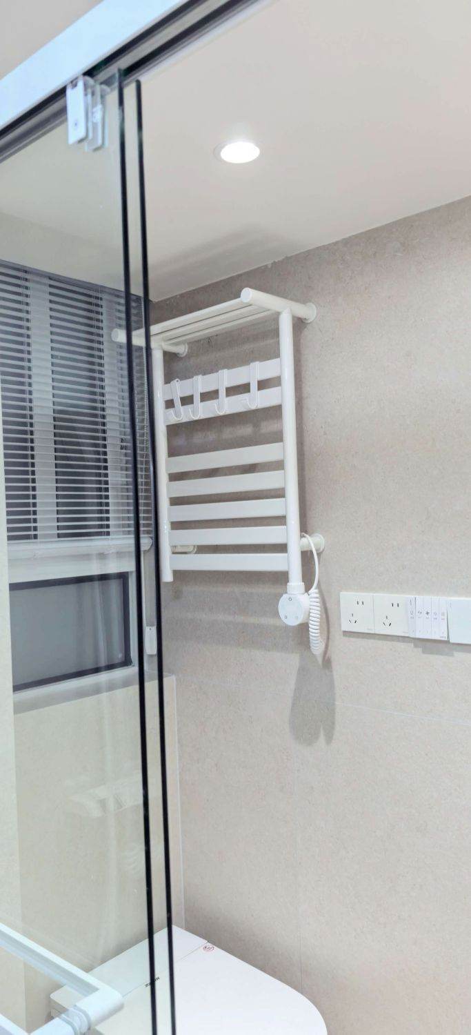Housing image — Bathroom