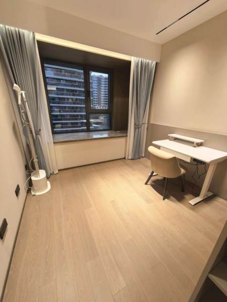 Housing image — Bedroom