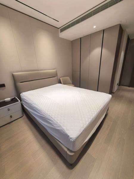 Housing image — Bedroom